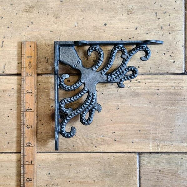 Shelf Bracket OCTOPUS Cast Antique Iron 150mm x 150mm